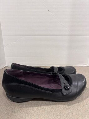 Clarks Privo Black Mary Jane Flats with Button Strap